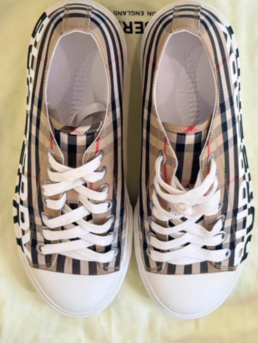 Burberry Classic Sneakers